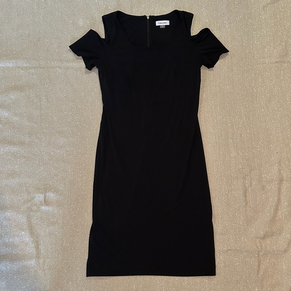 Calvin Klein black cold shoulder pencil dress, size 4
